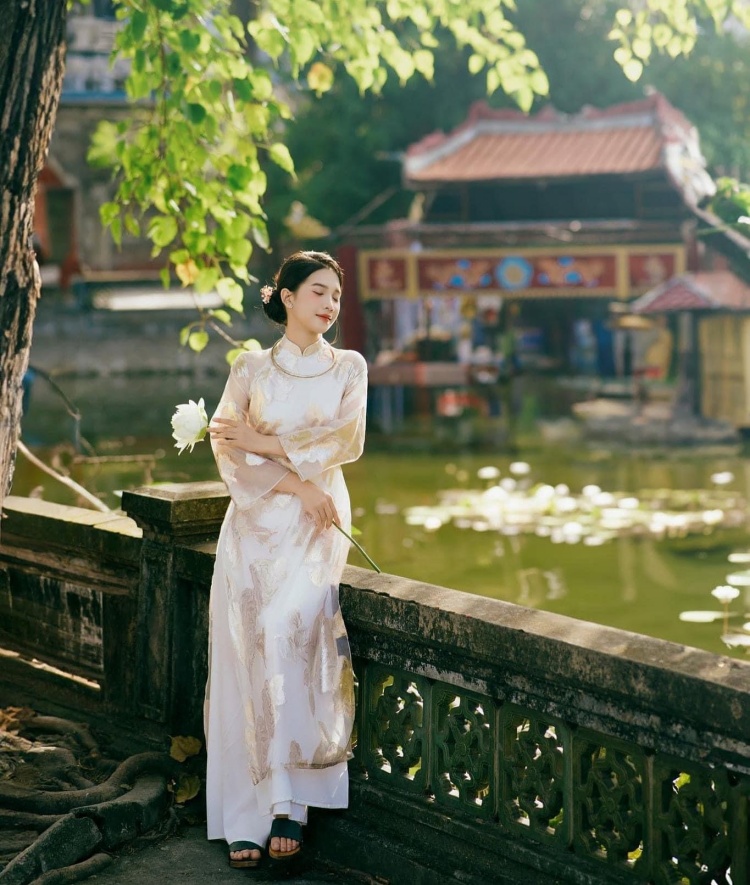 anh ao dai tet 7