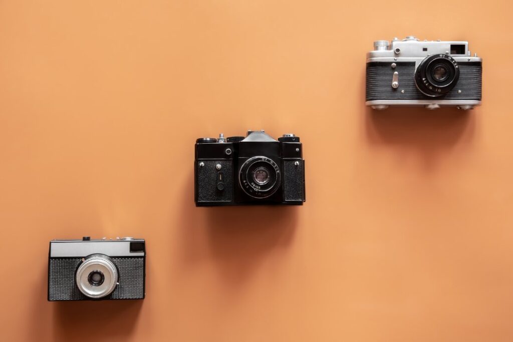 Máy ảnh full frame 5