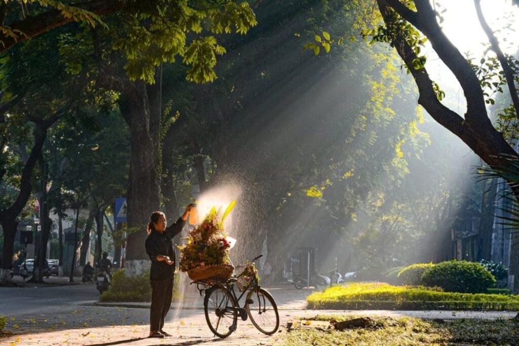 Chụp Ảnh Đường Phố Mùa Thu Hà Nội Và Những Góc Phố Đẹp Đến Bất Ngờ 4 chụp ảnh đường phố
